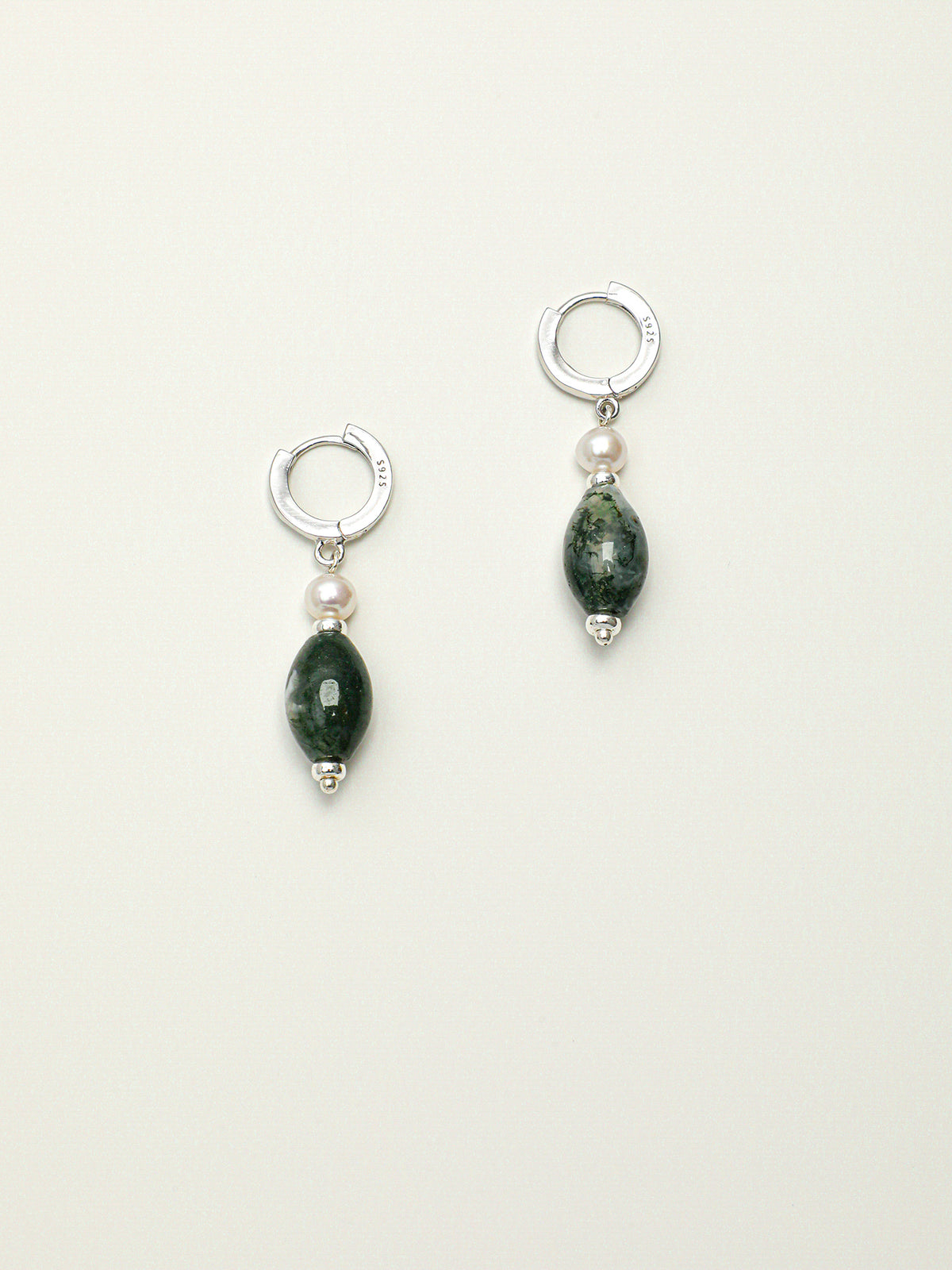 OME008 Moss Agate Pearl Huggie Earrings