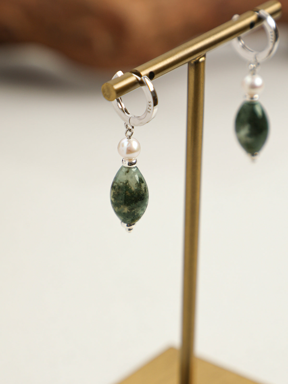OME008 Moss Agate Pearl Huggie Earrings