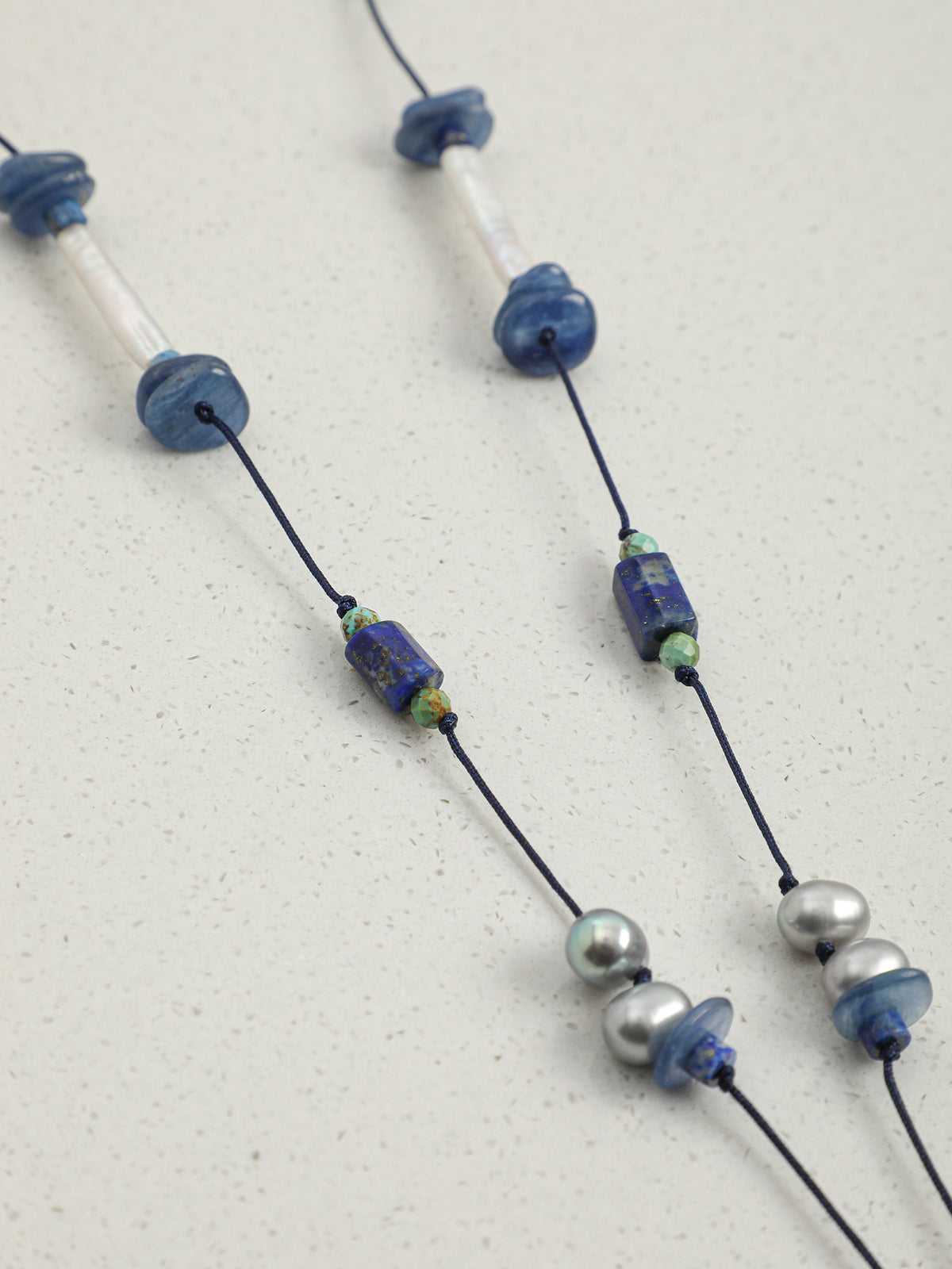 OMN015 Blue Ridge Pearl Shadow Necklace