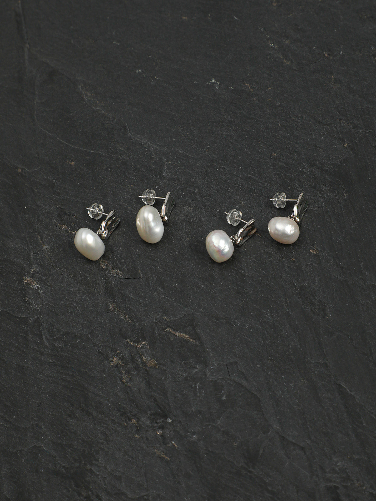 OME003 Silver Texture Baroque Pearl Stud Earrings