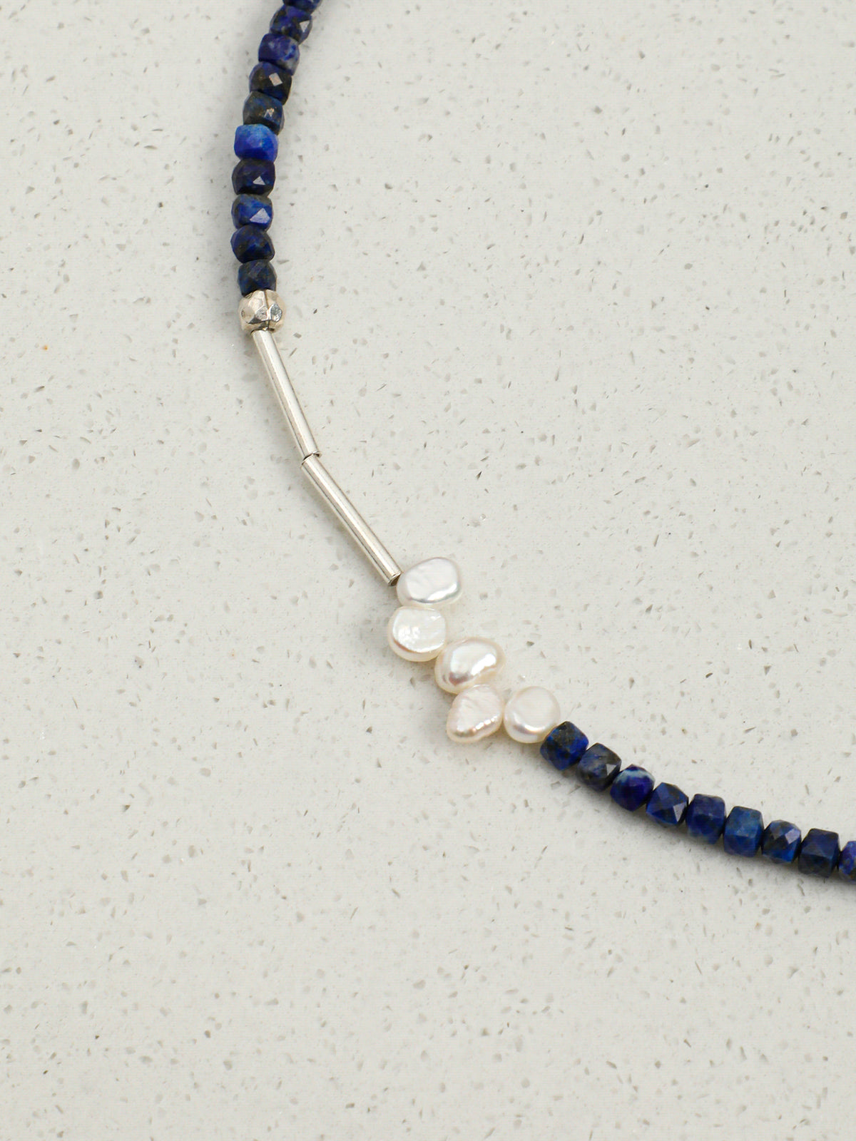 OMN008 Starry Indigo Pearl Swell Necklace