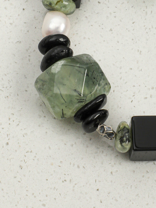 OMB009 Prehnite Ink Gem Bracelet