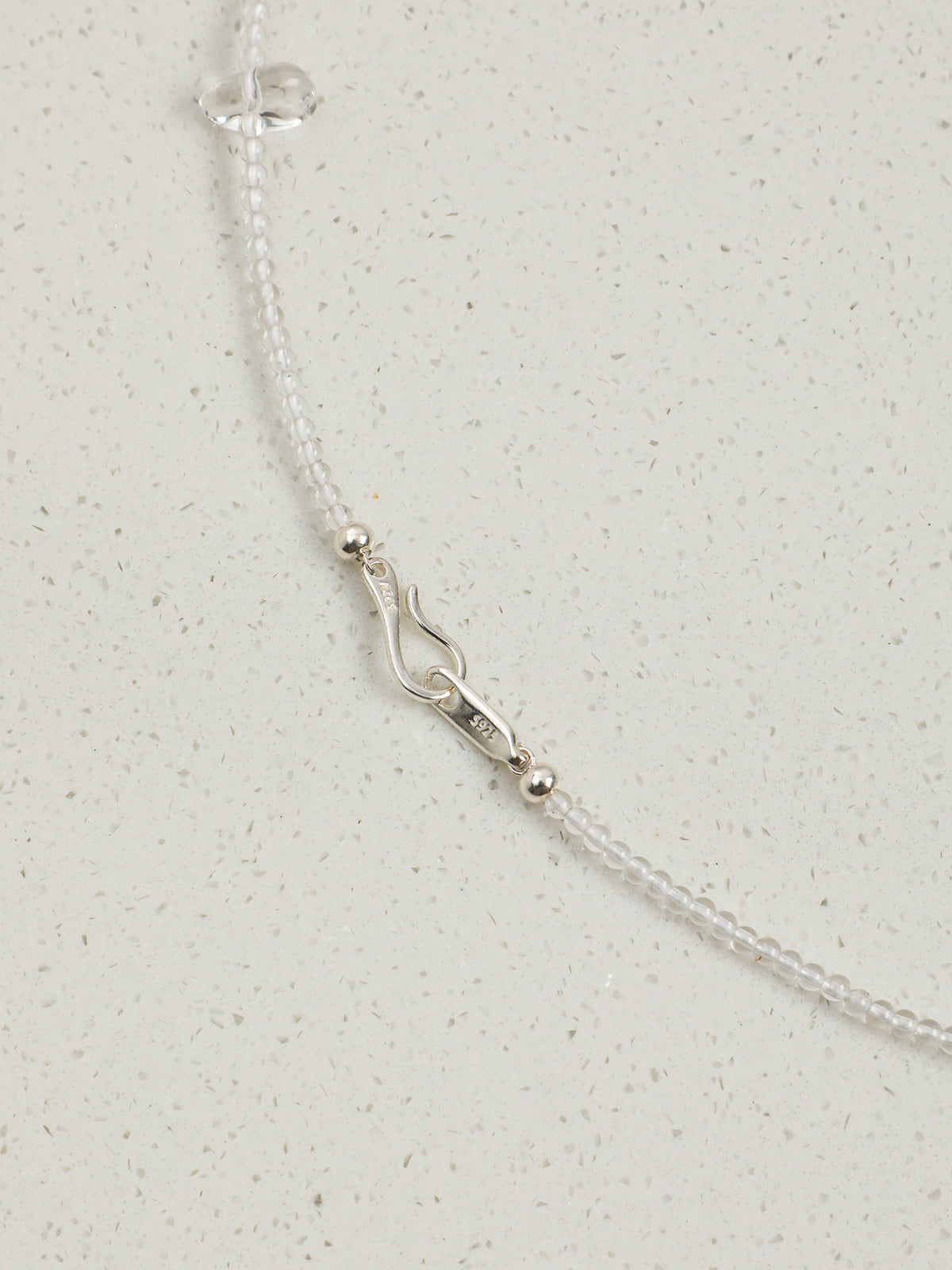 OMN004 Shore Violet Condensed Gem Necklace