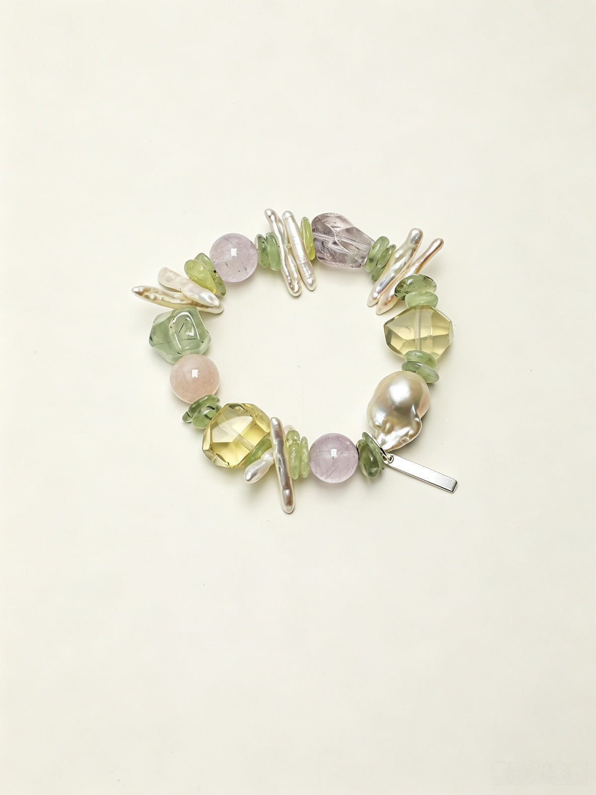 OMB011 Light Green Ripple Magic Pearl Bracelet