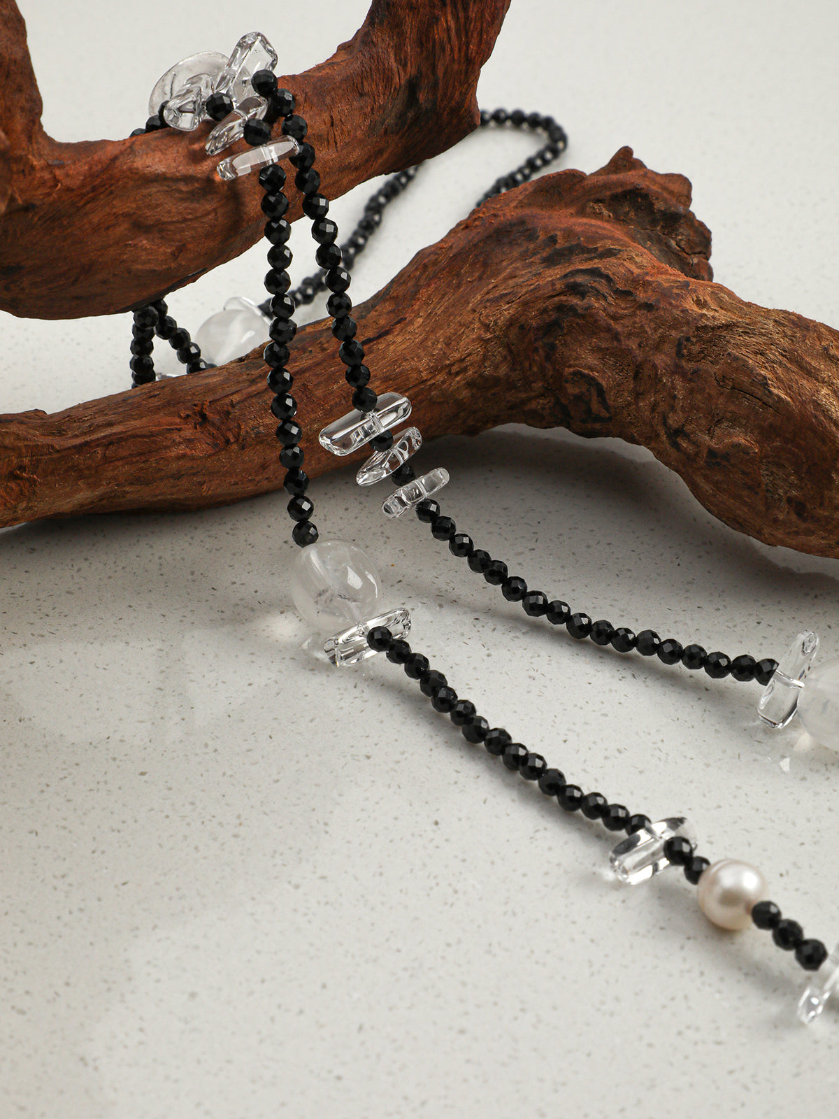 OMN018 Ink Chain Crystal Moon Necklace