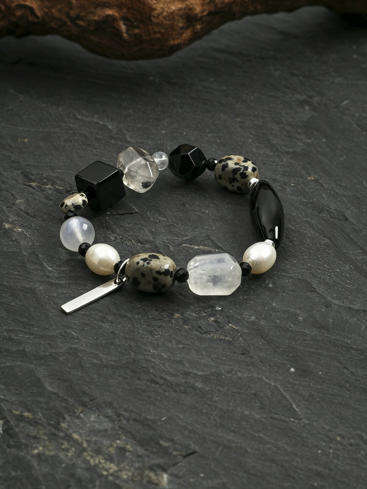 OMB010 Night Grain Frozen Moon Bracelet