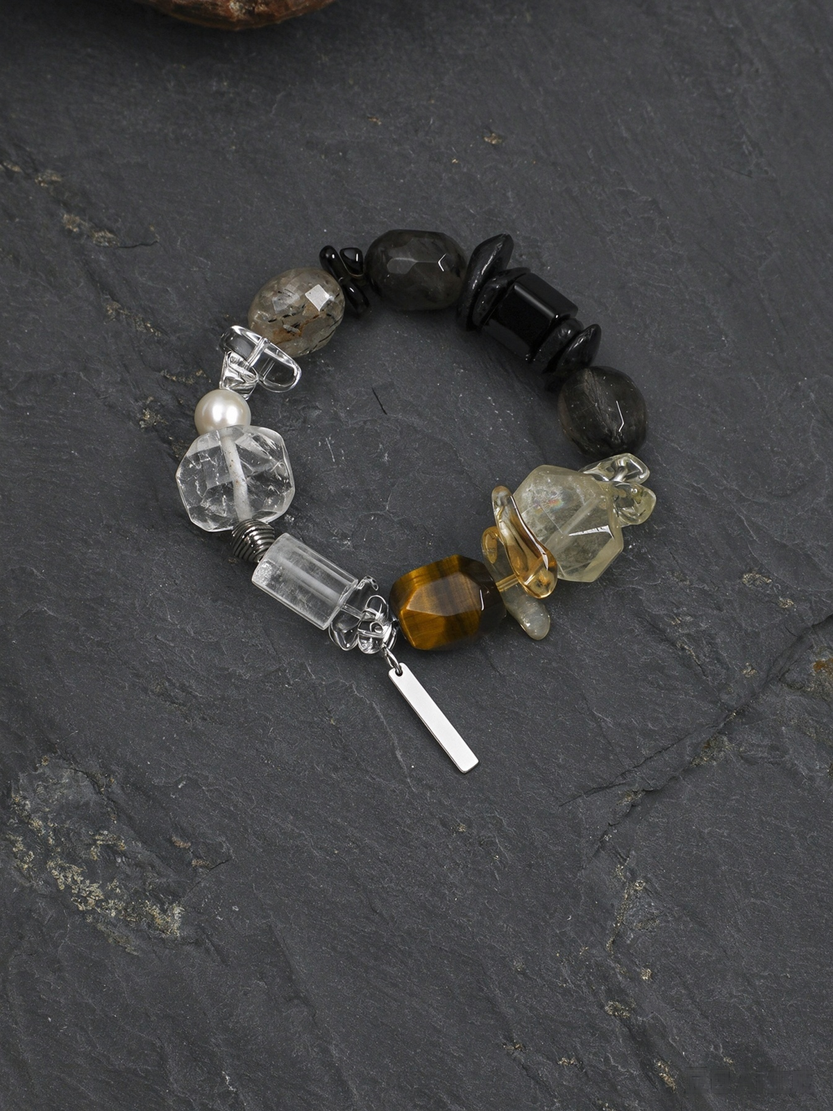 OMB007 Crystal Radiance Ink Treasure Bracelet